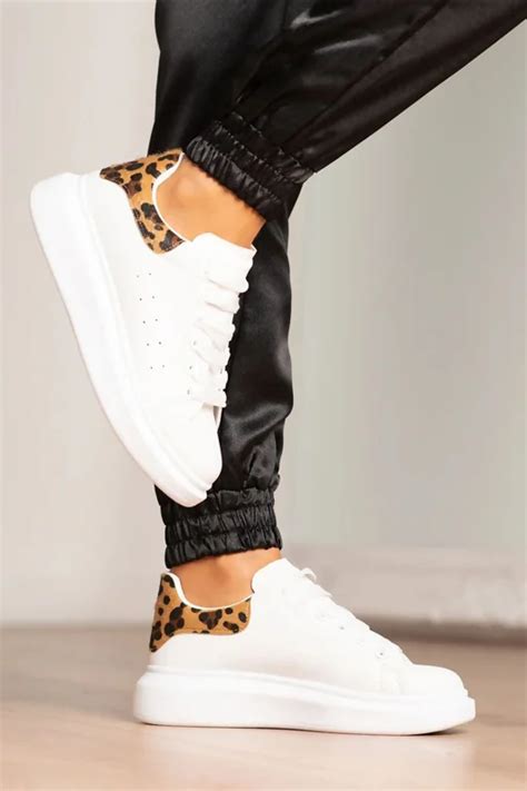 gucci leopard print chunky trainers